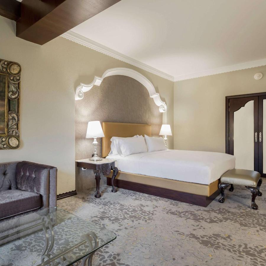 Hilton Guatemala City, Guatemala 4* La Aurora